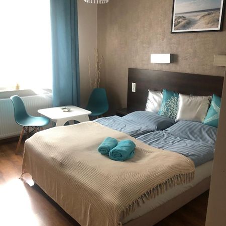 Azzurro Hotel Lukecin Exterior photo